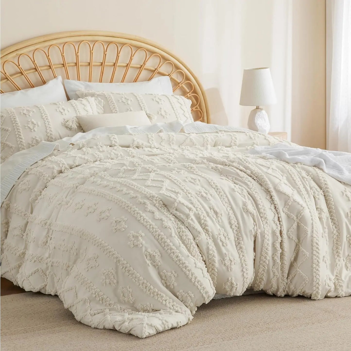 Soft Tufted Queen Comforter Set - Luxury Beige Boho Bedding