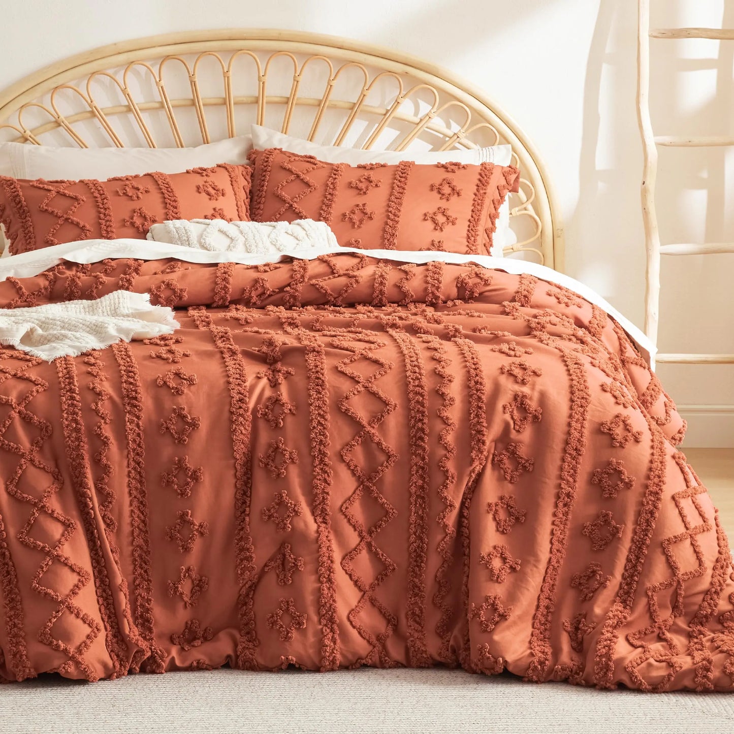 Soft Tufted Queen Comforter Set - Luxury Beige Boho Bedding